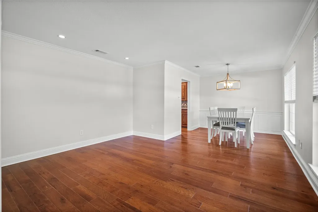 409 Summit Ridge Drive Euless TX 76039