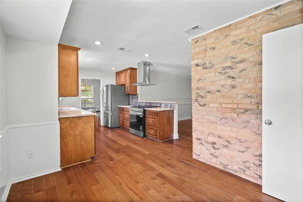 409 Summit Ridge Drive Euless TX 76039