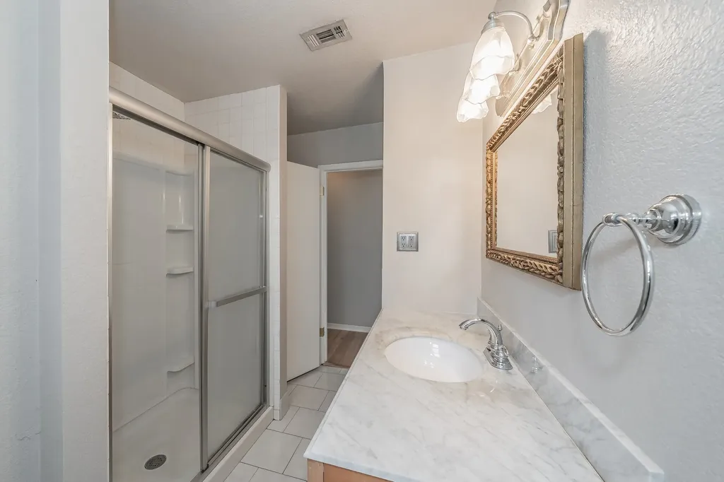 5805 Aton Avenue Westworth Village TX 76114