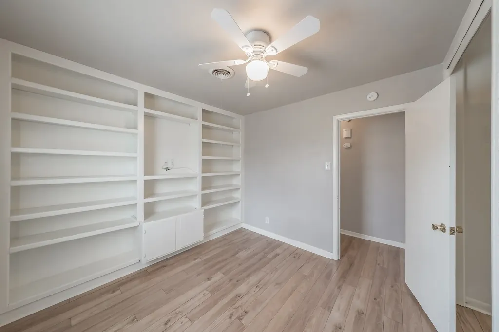 5805 Aton Avenue Westworth Village TX 76114