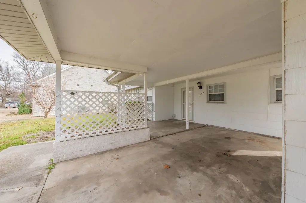 5805 Aton Avenue Westworth Village TX 76114