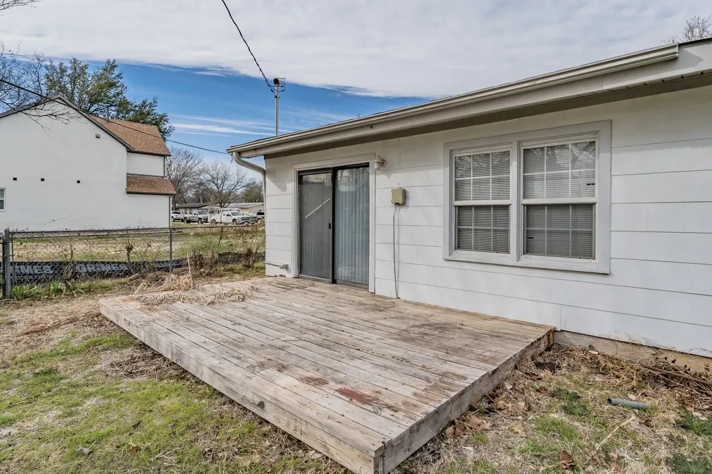 5805 Aton Avenue Westworth Village TX 76114