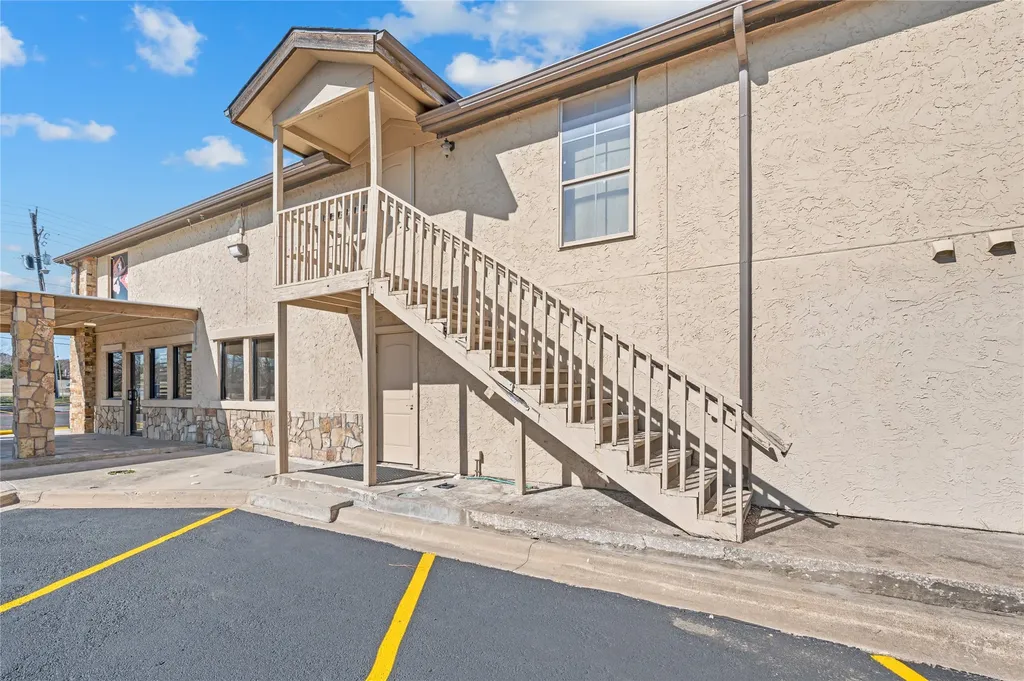 7716 Davis Boulevard North Richland Hills TX 76182