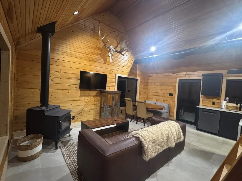 228 Cheaney Road Valley View TX 76272