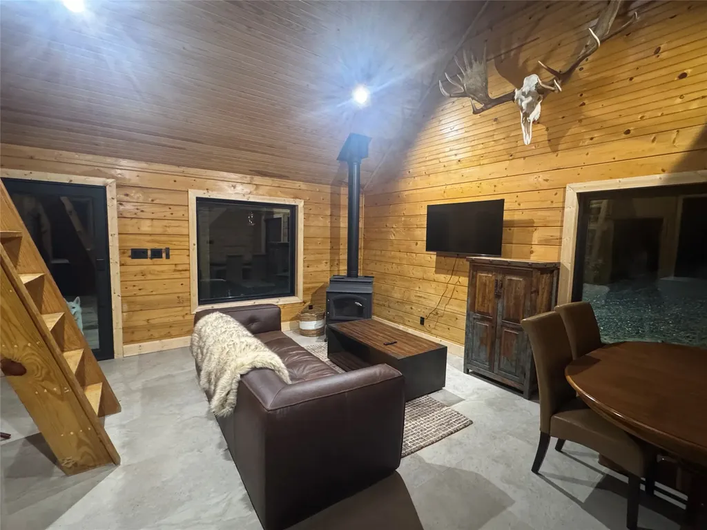 228 Cheaney Road Valley View TX 76272