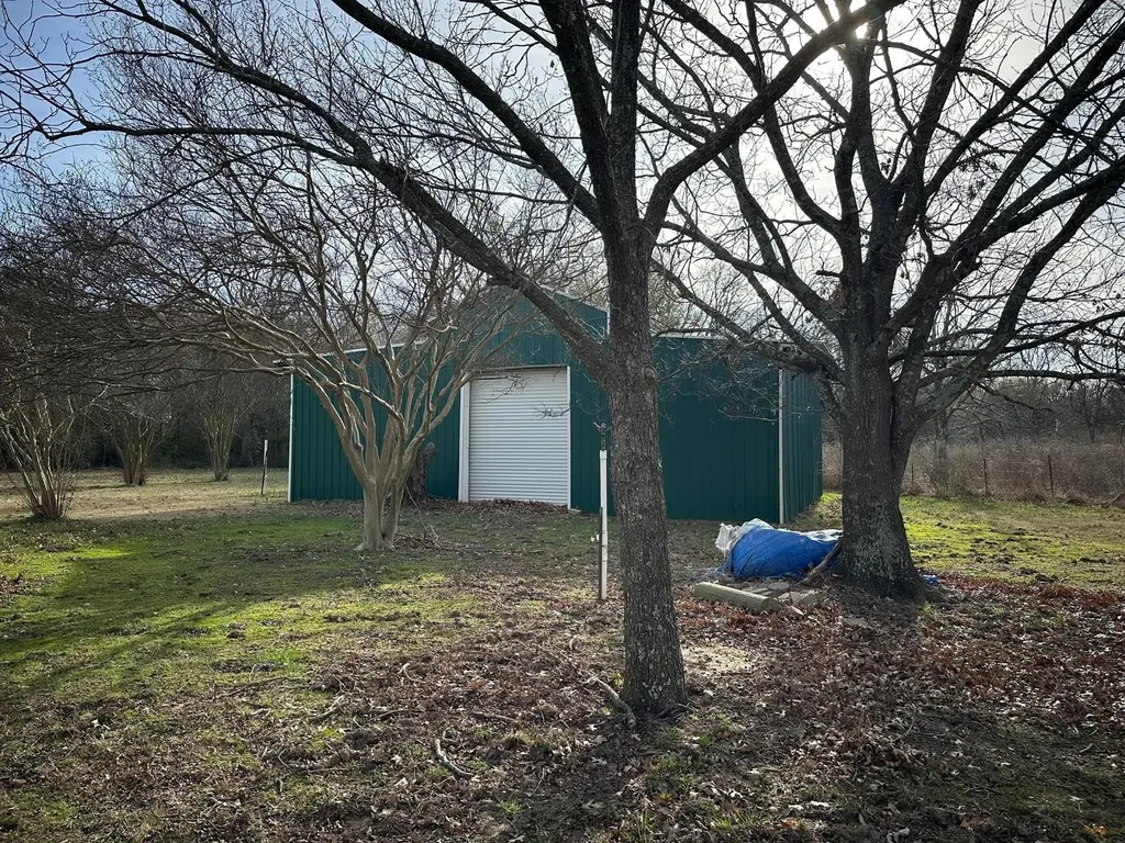 8099 W Interstate Highway 30 Cumby TX 75433