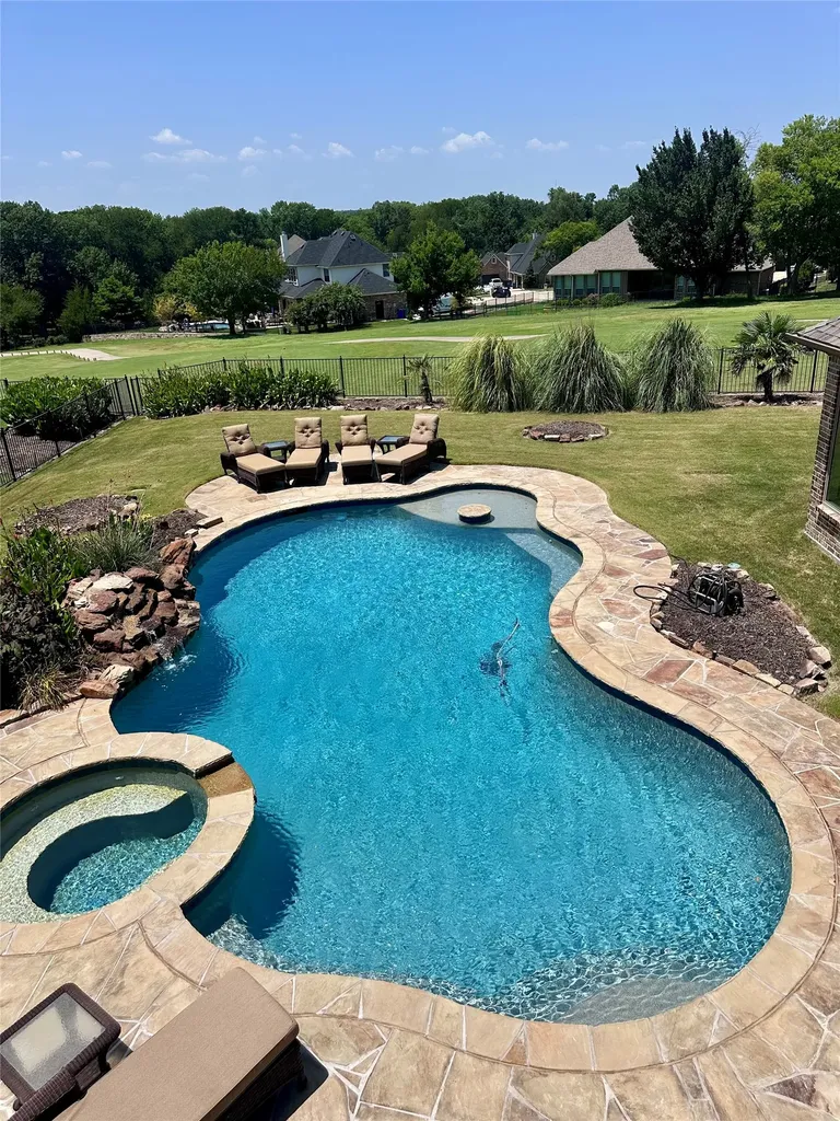 2113 Kings Pass Heath TX 75032