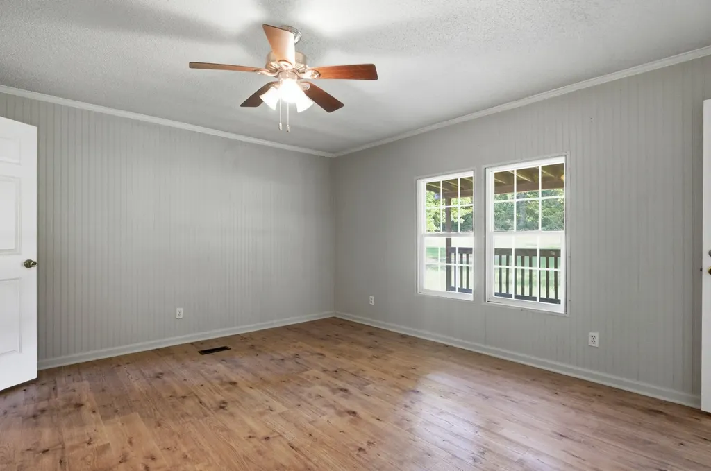 1205 County Line Road Troup TX 75789