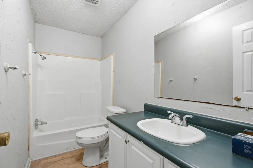 1205 County Line Road Troup TX 75789