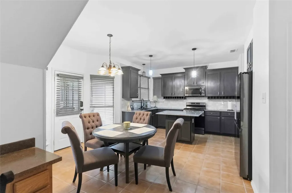908 Chauvin Drive Cedar Hill TX 75104