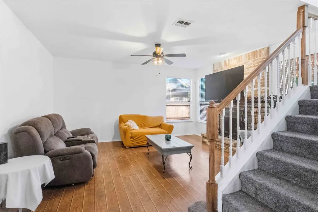 908 Chauvin Drive Cedar Hill TX 75104
