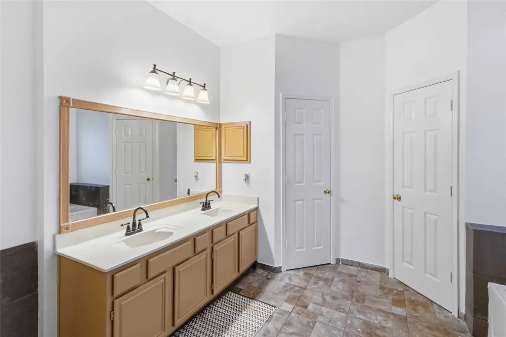 908 Chauvin Drive Cedar Hill TX 75104