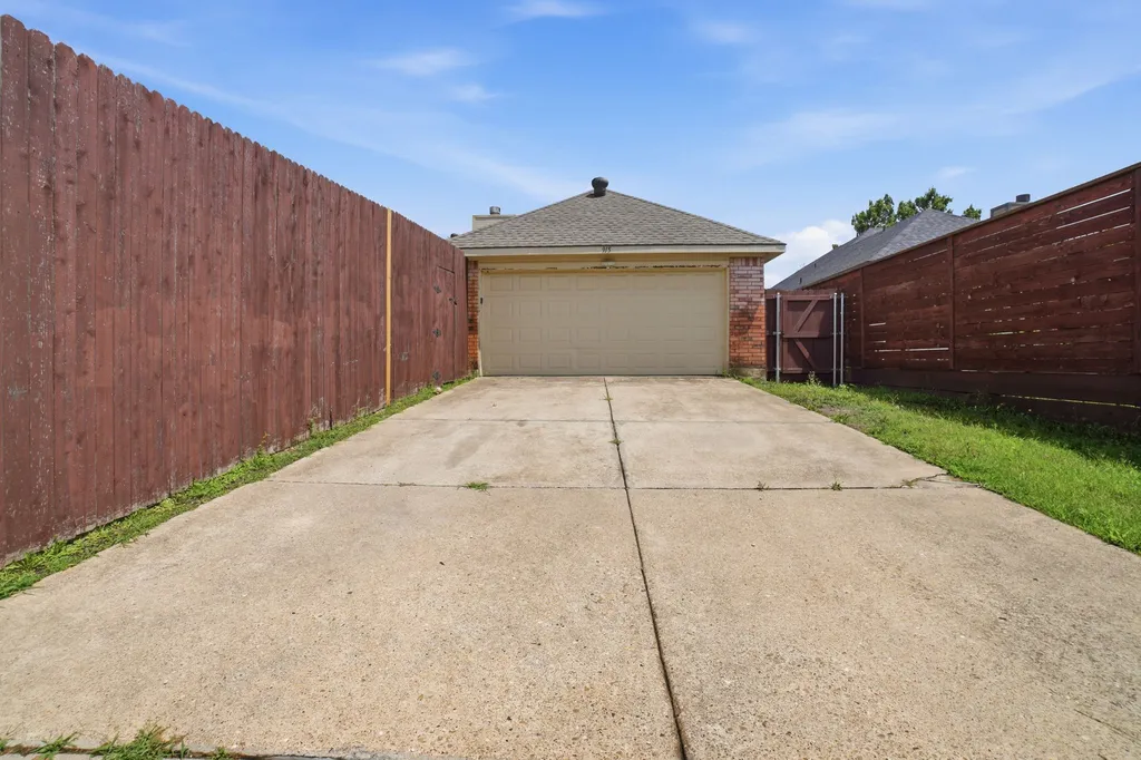 915 Sea Shell Drive Mesquite TX 75149