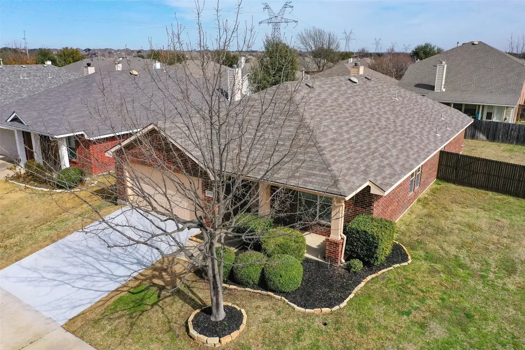 4502 Sawgrass Drive Sachse TX 75048