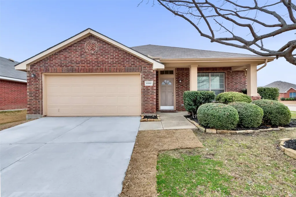 4502 Sawgrass Drive Sachse TX 75048
