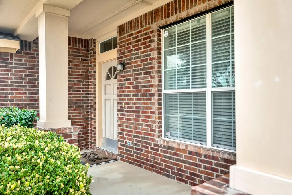 4502 Sawgrass Drive Sachse TX 75048