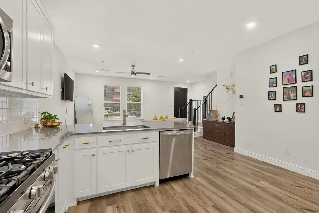 605 Friendswood Plano TX 75075