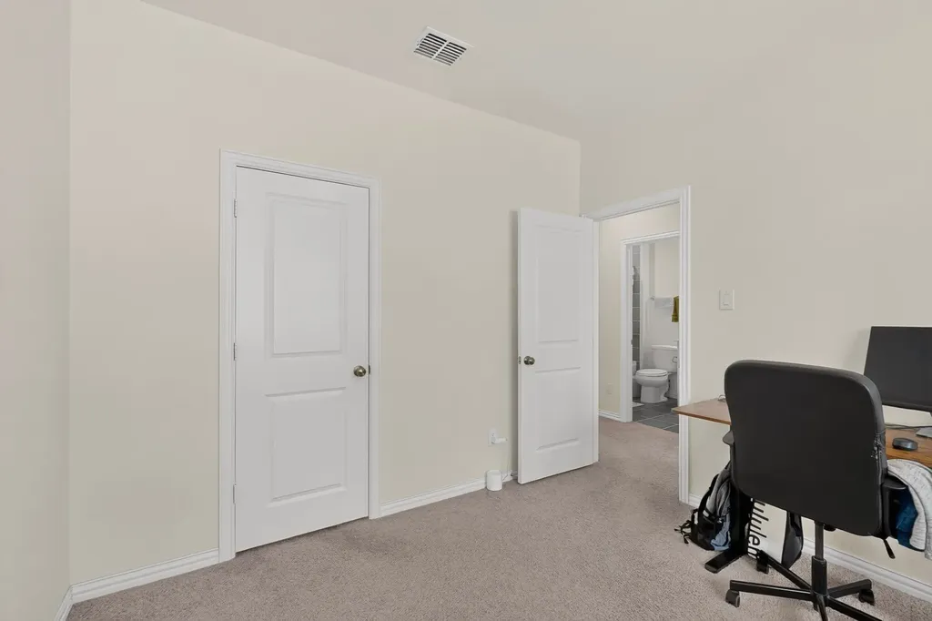 605 Friendswood Plano TX 75075