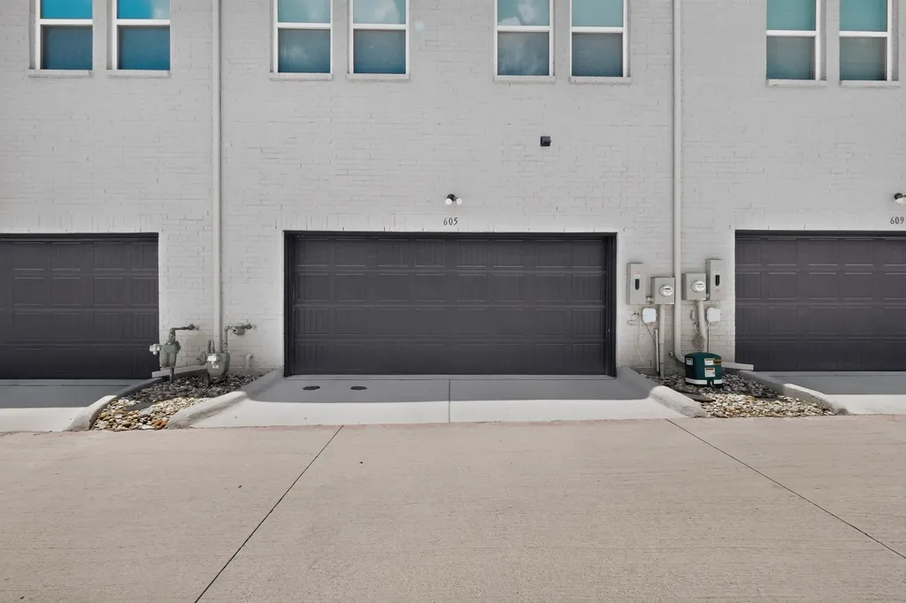 605 Friendswood Plano TX 75075