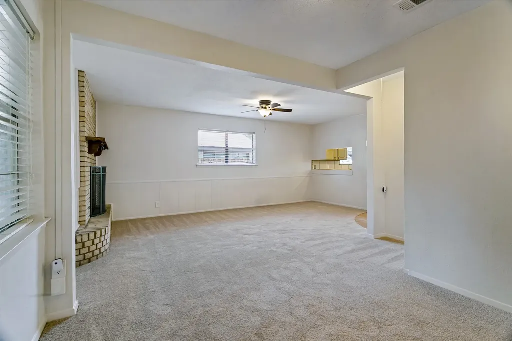 412 Franklin Drive Euless TX 76040