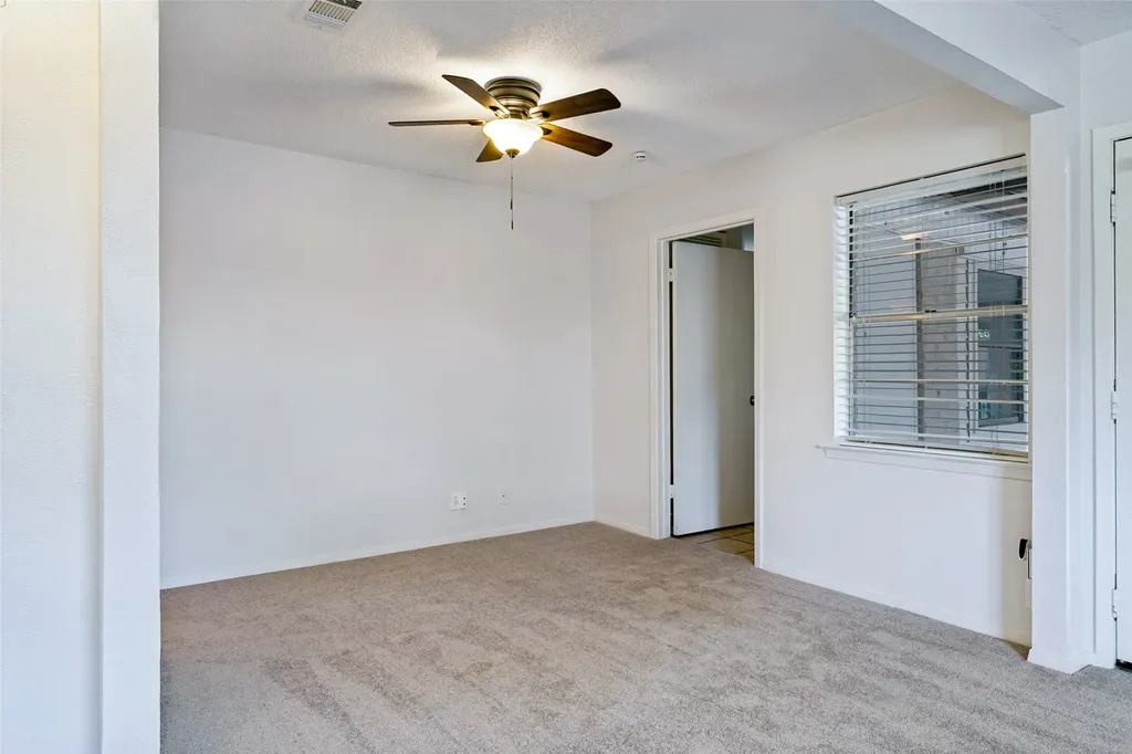 412 Franklin Drive Euless TX 76040