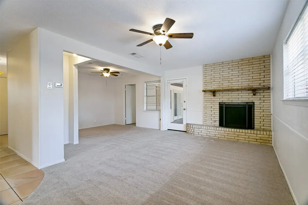 412 Franklin Drive Euless TX 76040