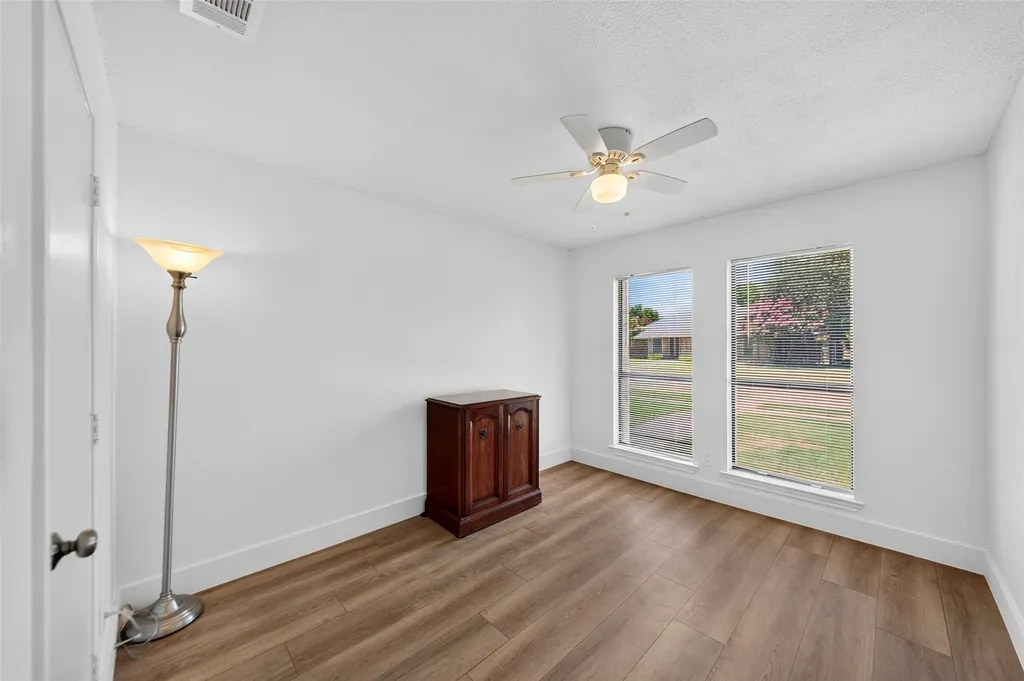 1924 Vera Cruz Drive Carrollton TX 75010