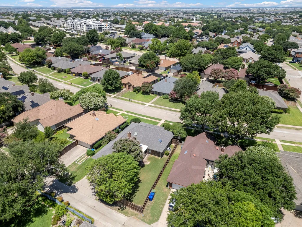 1924 Vera Cruz Drive Carrollton TX 75010