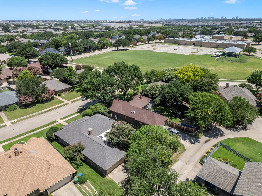 1924 Vera Cruz Drive Carrollton TX 75010