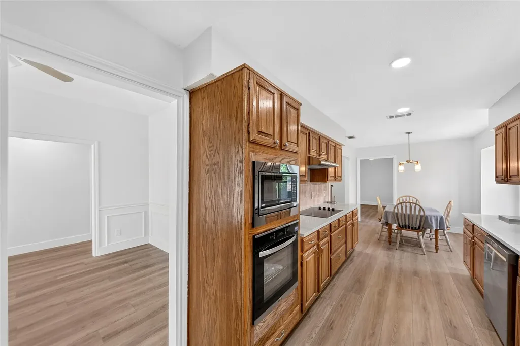 1924 Vera Cruz Drive Carrollton TX 75010