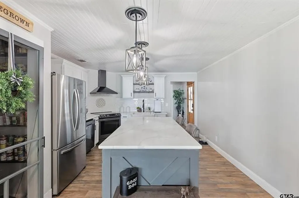 20 Red Oak Scroggins TX 75480