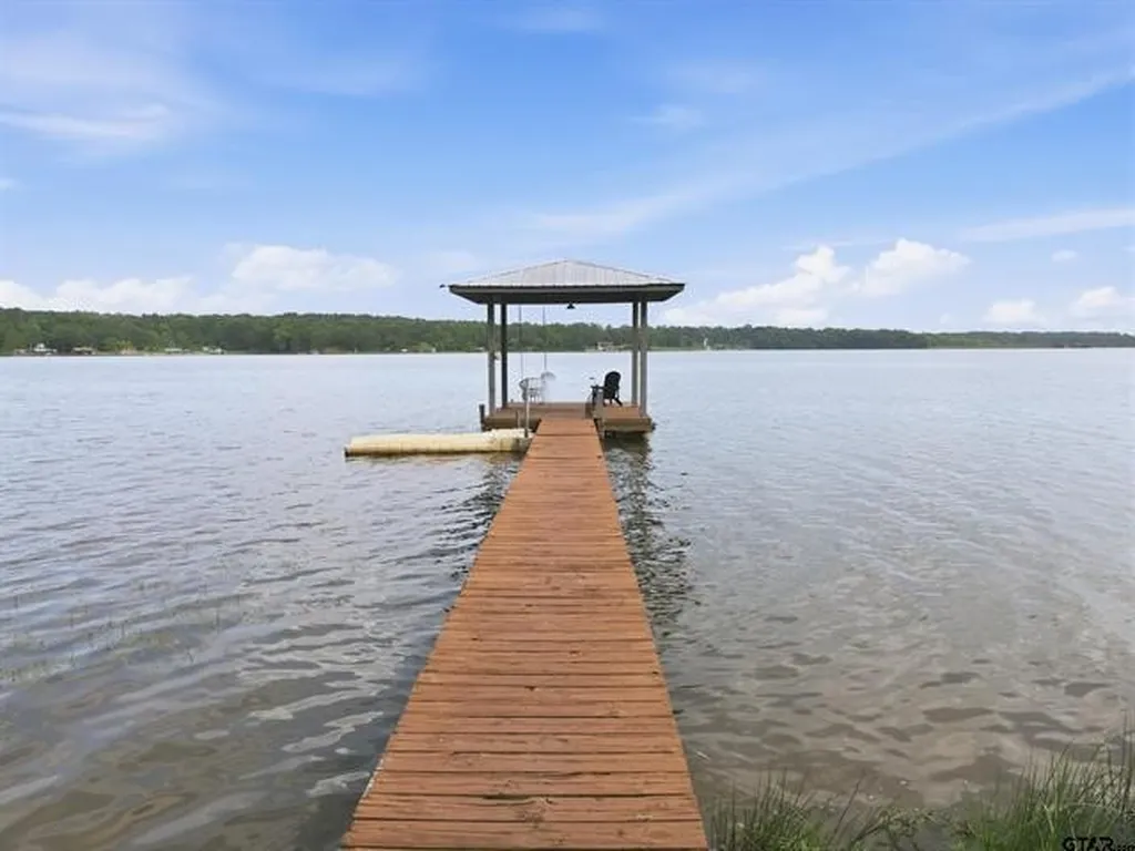 20 Red Oak Scroggins TX 75480