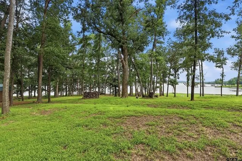 20 Red Oak Scroggins TX 75480