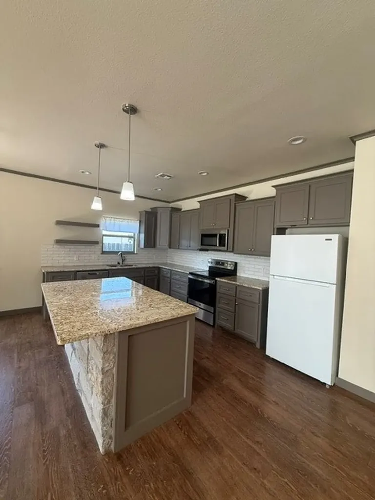 225 Scurry Avenue Tuscola TX 79562