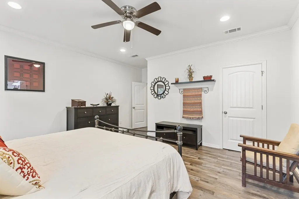 327 Walnut Street Terrell TX 75160