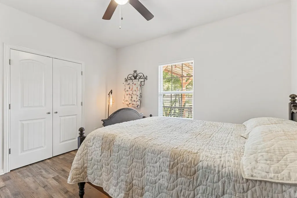327 Walnut Street Terrell TX 75160