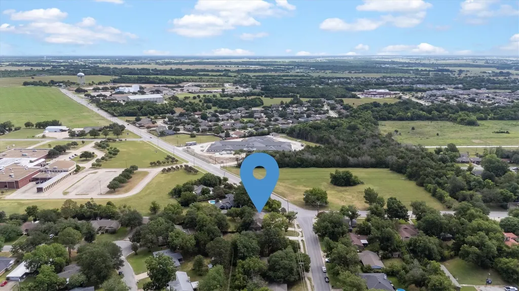 327 Walnut Street Terrell TX 75160