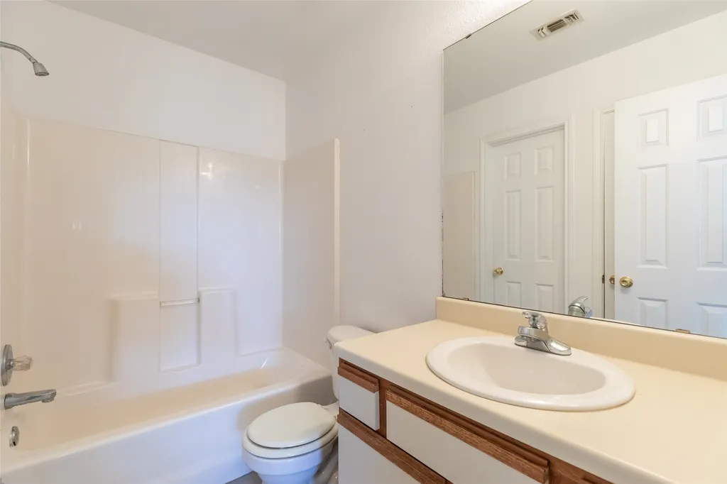201 & 203 Bluebonnet Drive Winters TX 79567