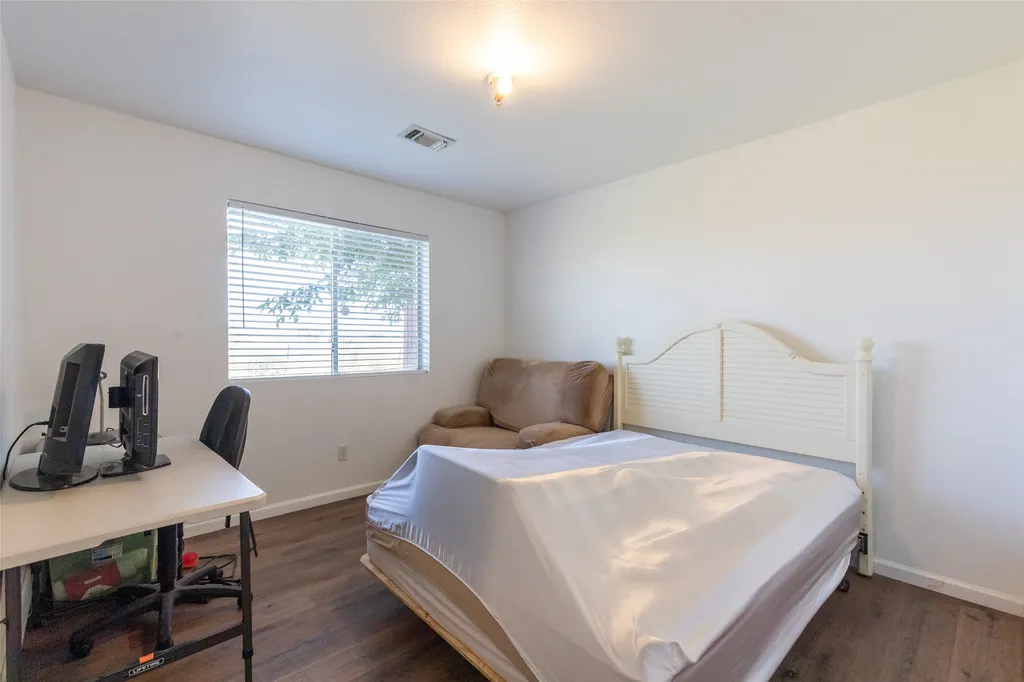 201 & 203 Bluebonnet Drive Winters TX 79567