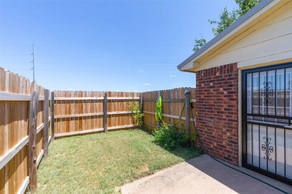 201 & 203 Bluebonnet Drive Winters TX 79567