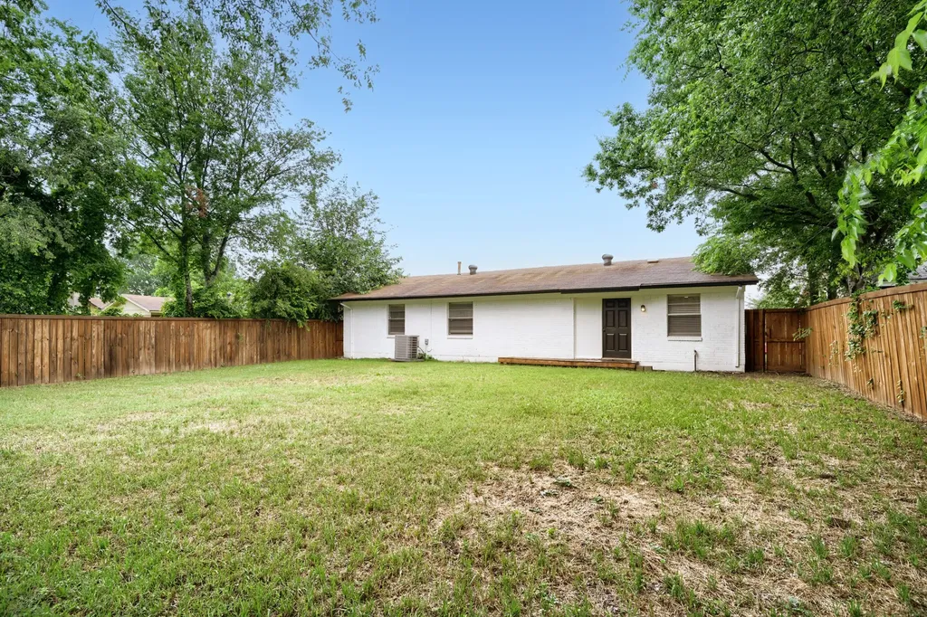 3621 Edgewood Drive Garland TX 75042