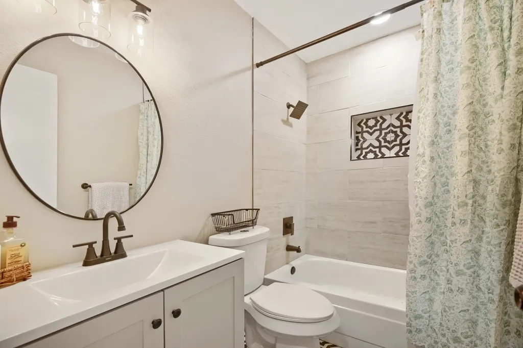3621 Edgewood Drive Garland TX 75042
