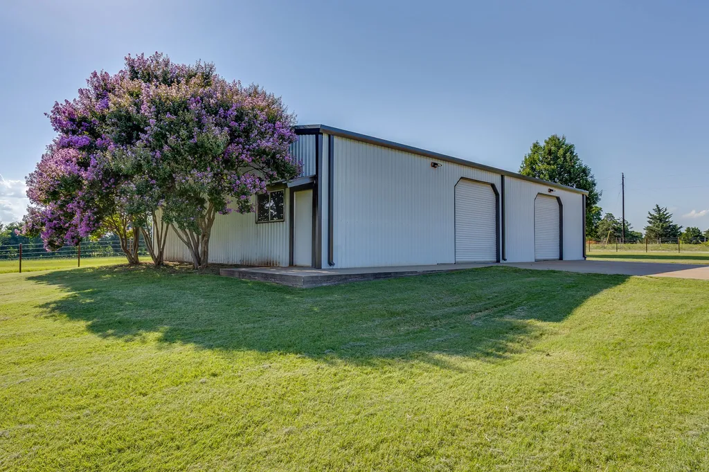 1778 County Road 217 Collinsville TX 76233