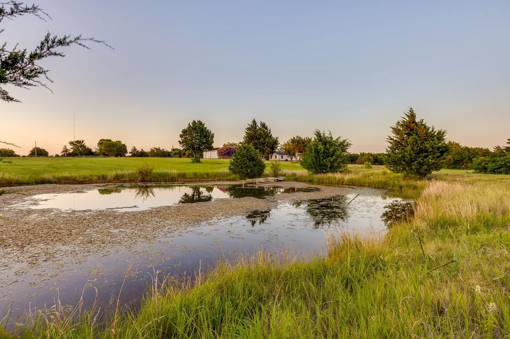 1778 County Road 217 Collinsville TX 76233