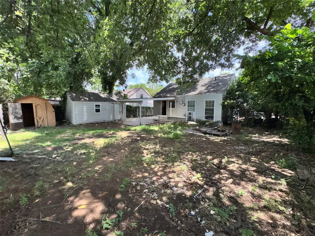 127 Blevins Street Fort Worth TX 76111