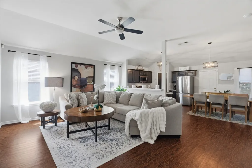 4509 Forest Glen Drive Forest Hill TX 76119