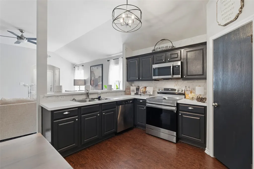 4509 Forest Glen Drive Forest Hill TX 76119