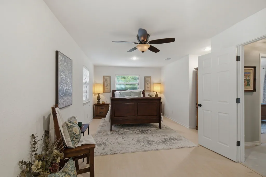 3001 Curry Road Arlington TX 76001
