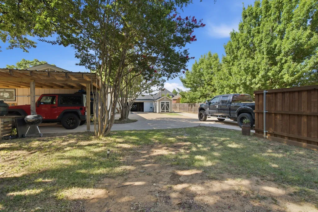 3001 Curry Road Arlington TX 76001