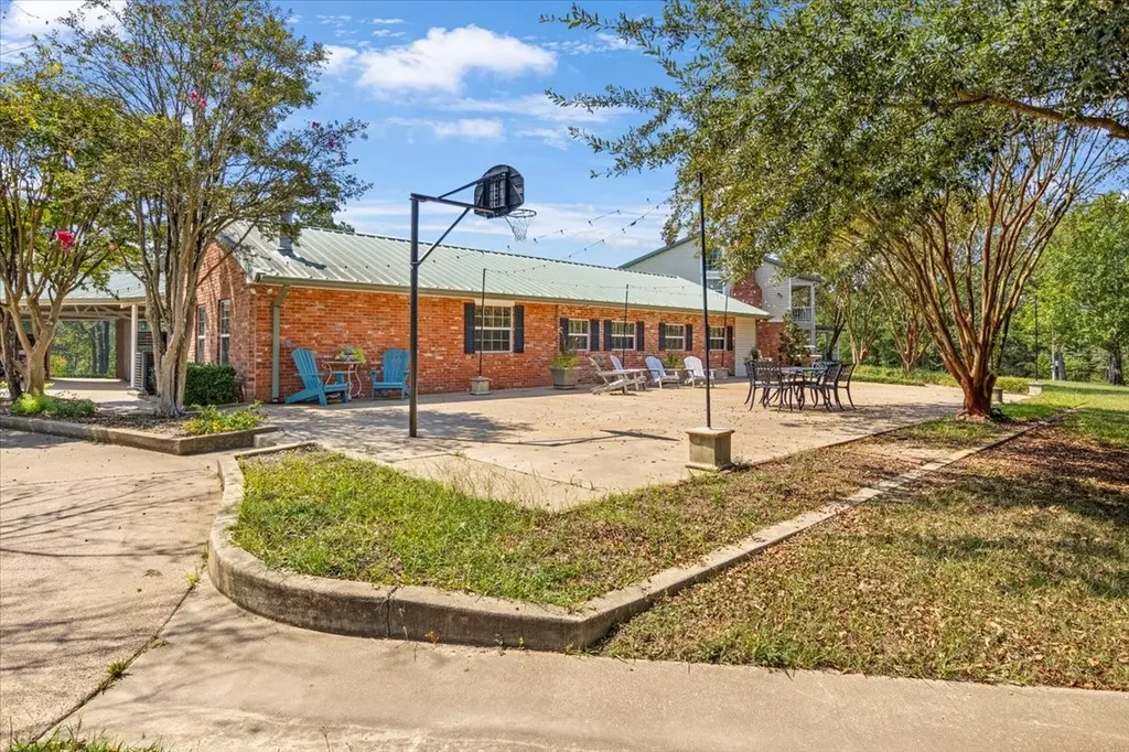 2027 Fm 779 Mineola TX 75773